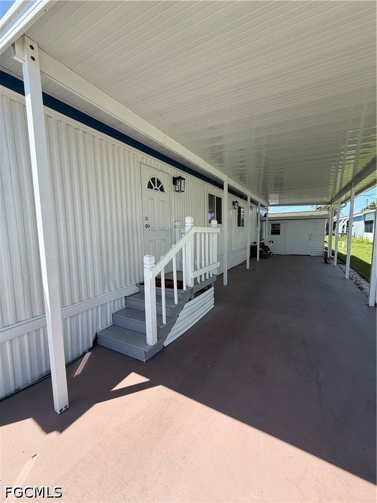 2 Bed ManufacturedHome for Sale in Naples, photo 2