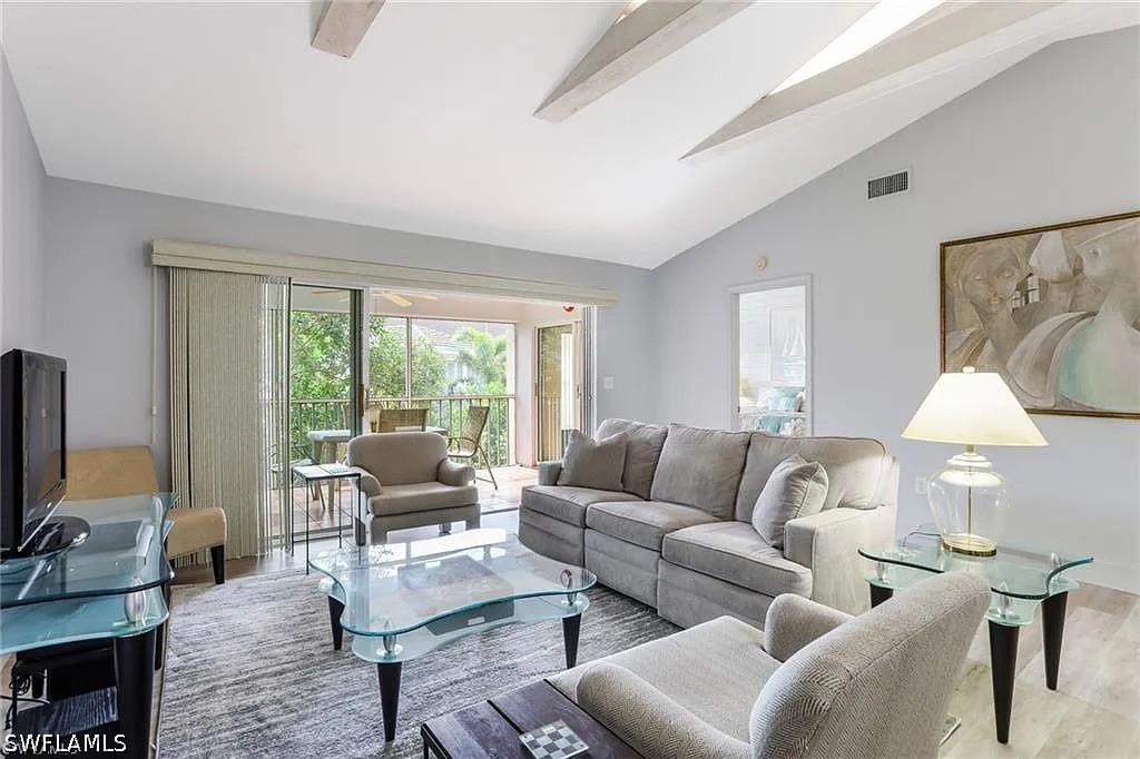 3 Bed Condominium for Sale in St Simone, photo 2