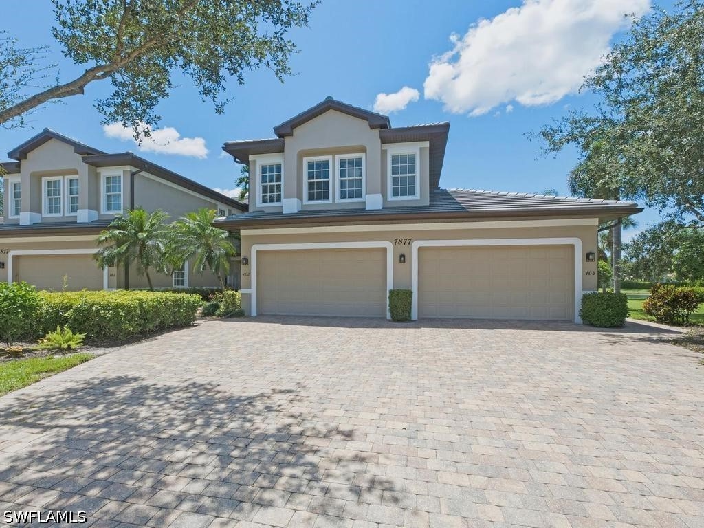 2 Bed Waterfront Home for Sale in Hawthorne, photo 2