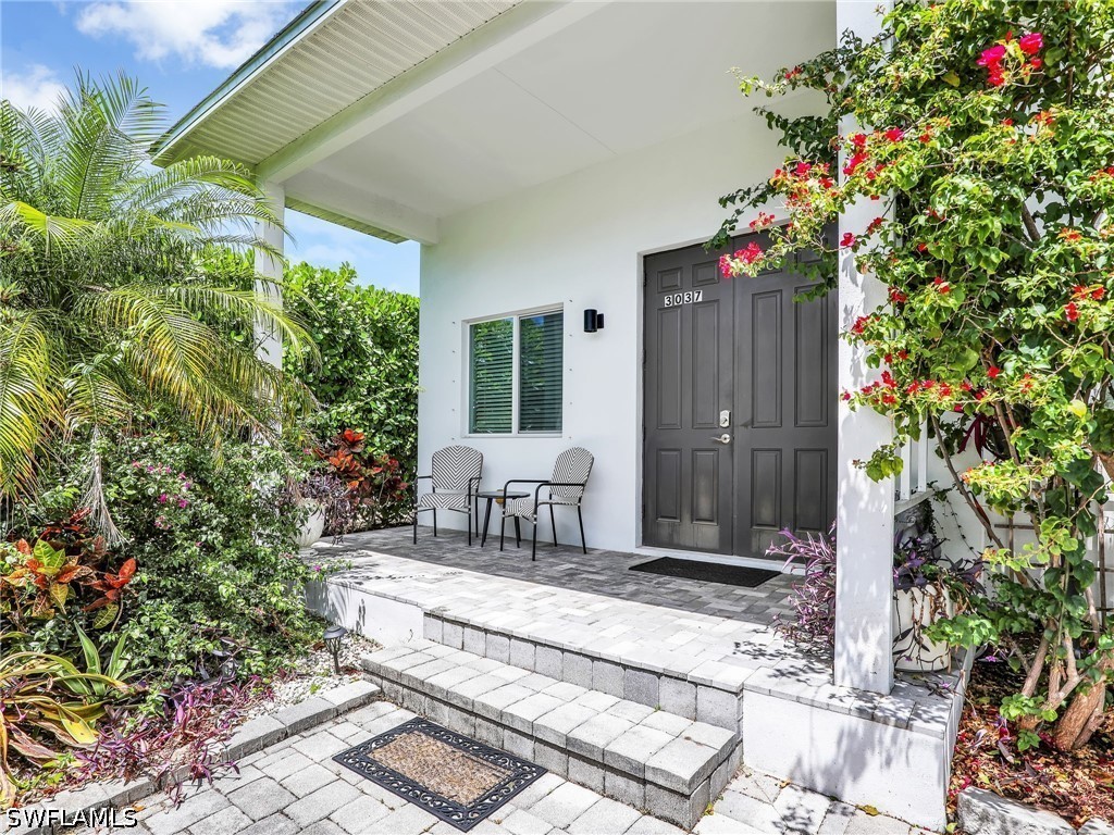 3 Bed SingleFamilyResidence for Sale in Naples, photo 2