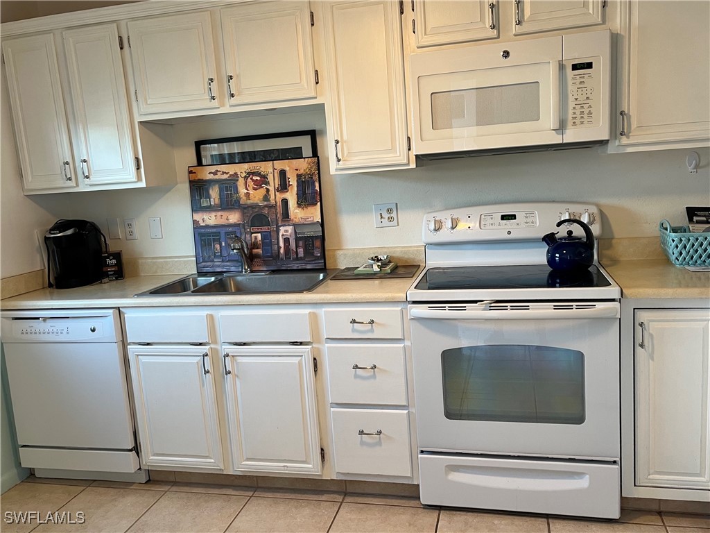 2 Bed Attached for Sale in Fort Myers, photo 11
