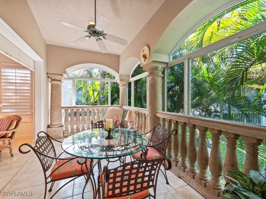 2 Bed Attached for Sale in Naples, photo 11