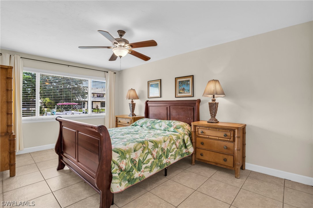 2 Bed Waterfront Home for Sale in Cape Coral, photo 11