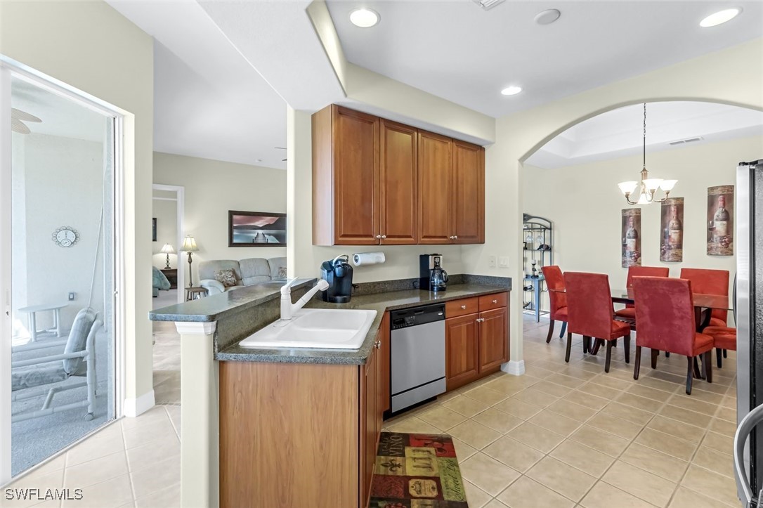 3 Bed Waterfront Home for Sale in Fort Myers, photo 11