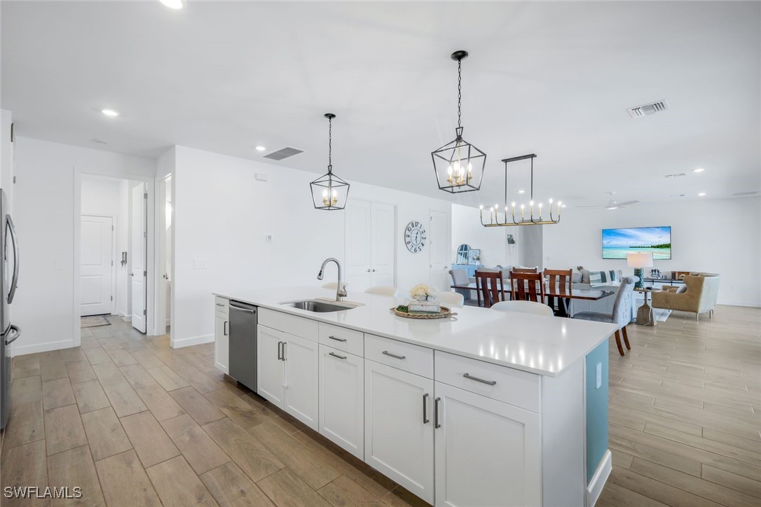 5 Bed Pool Home for Sale in Timber Creek, photo 11