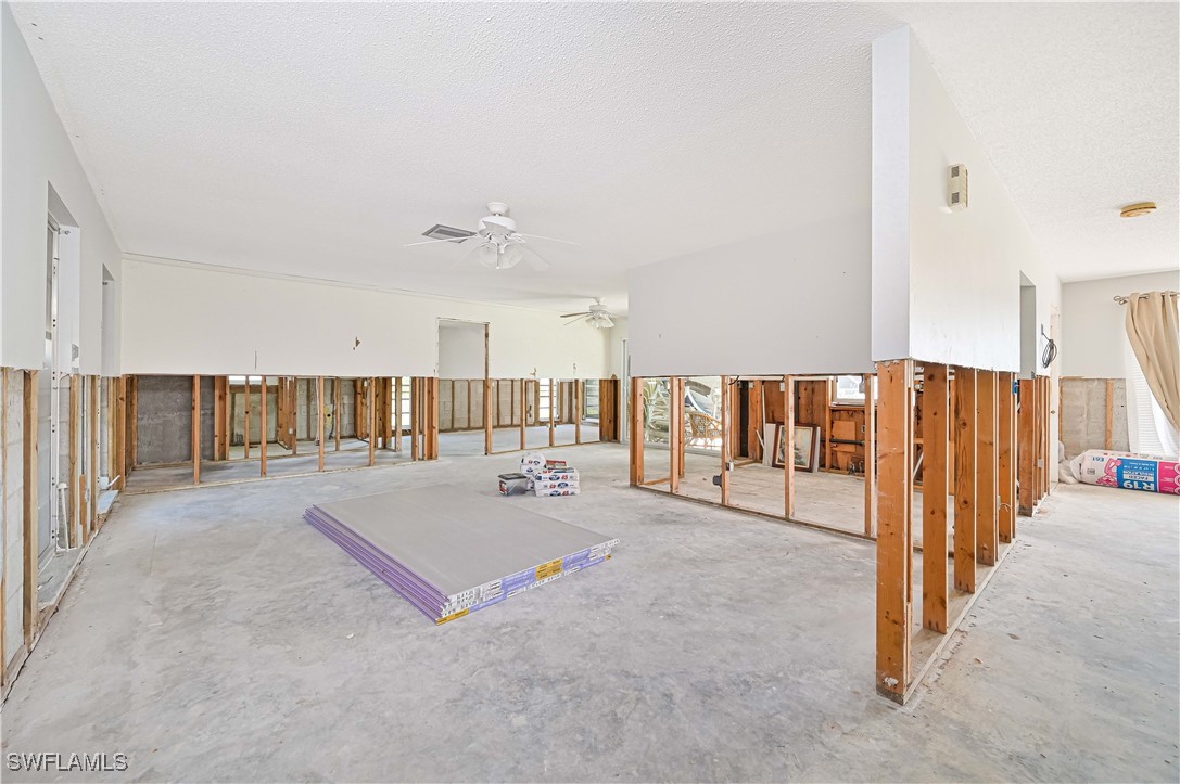 2 Bed Pool Home for Sale in Punta Gorda Isles, photo 11