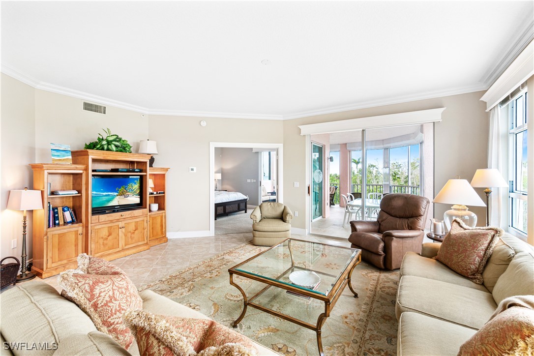 3 Bed Waterfront Home for Sale in Barefoot Beach Club, photo 11