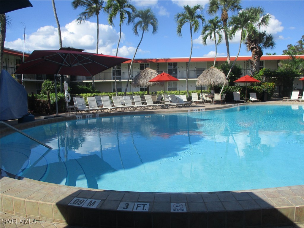 Condominium for Sale in Naples, photo 11