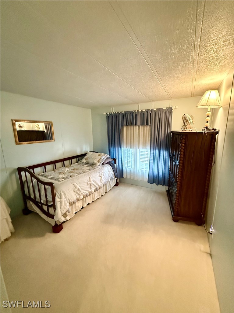 2 Bed ManufacturedHome for Sale in Naples, photo 11