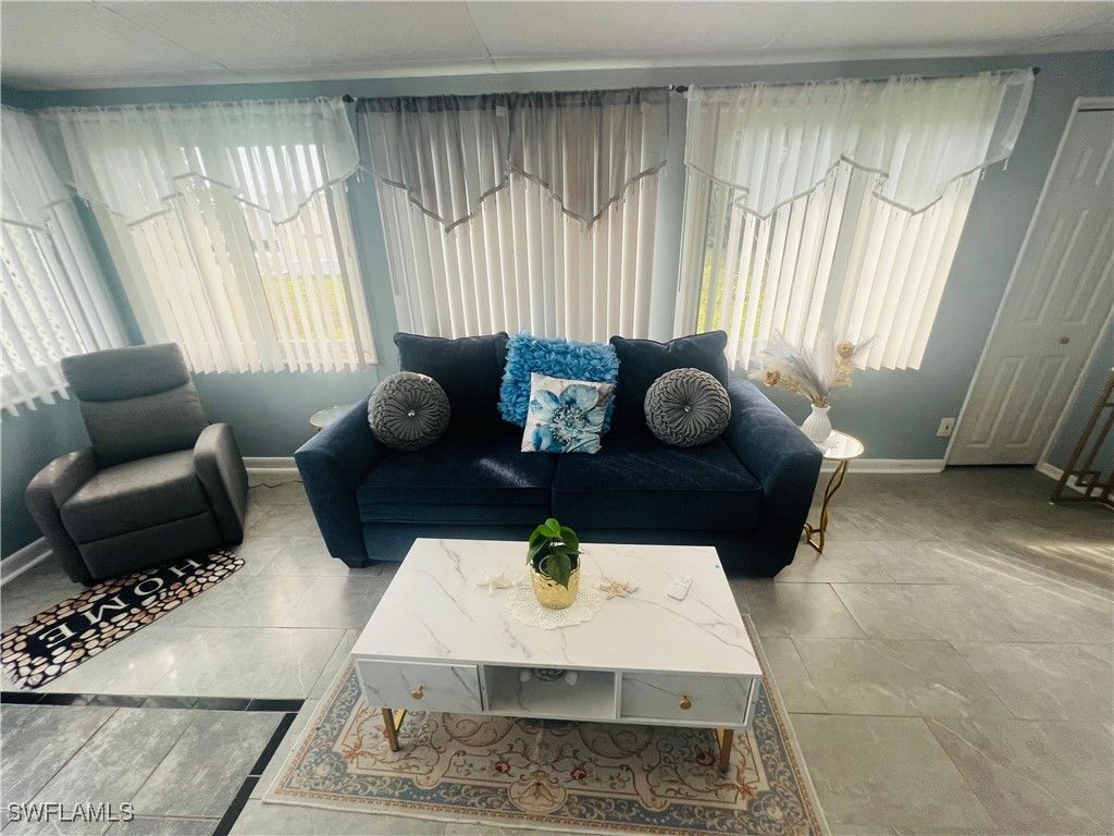 1 Bed ManufacturedHome for Sale in Naples, photo 11