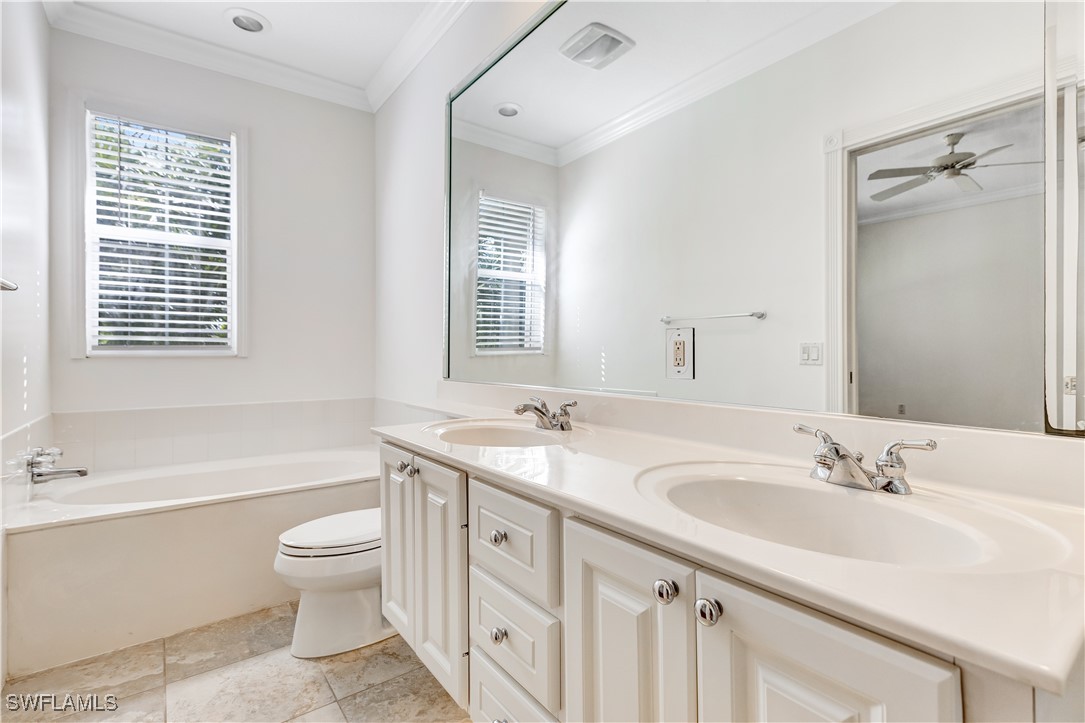 3 Bed Townhouse for Sale in Bonita Springs, photo 11