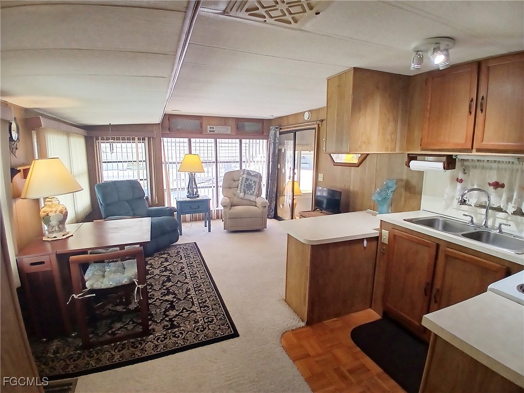 1 Bed ManufacturedHome for Sale in North Fort Myers, photo 11