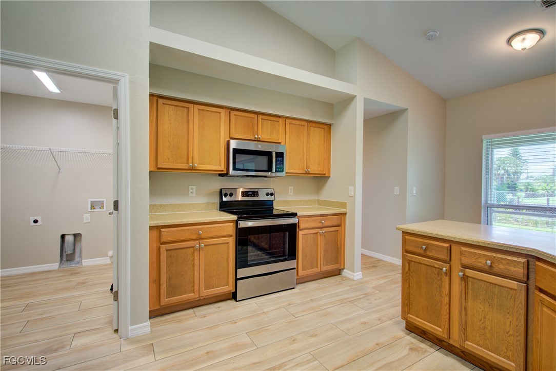 3 Bed Waterfront Home for Sale in Cape Coral, photo 11