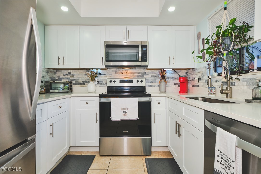 2 Bed Condominium for Sale in North Fort Myers, photo 11