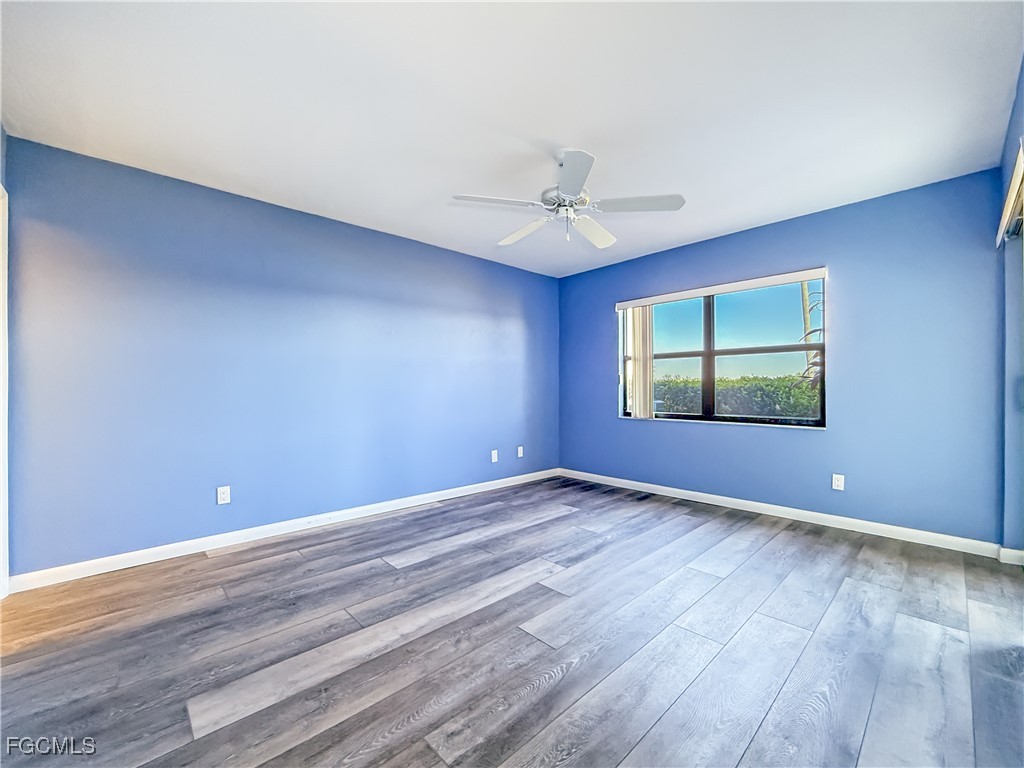 2 Bed Waterfront Home for Sale in North Fort Myers, photo 11