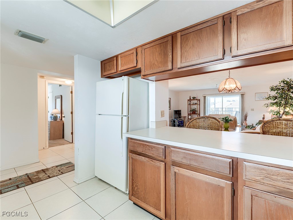 2 Bed Waterfront Home for Sale in Fort Myers Beach, photo 11