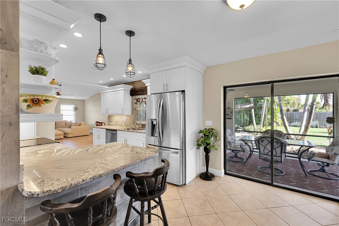 3 Bed SingleFamilyResidence for Sale in Cape Coral, photo 11