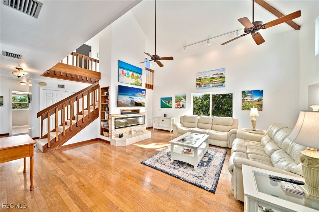 4 Bed SingleFamilyResidence for Sale in Sanibel Bayous, photo 11