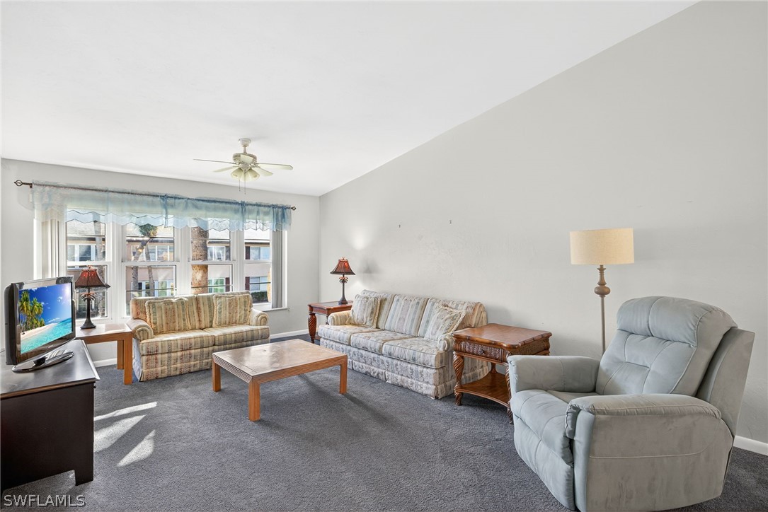 2 Bed Condominium for Sale in Winterpark, photo 11