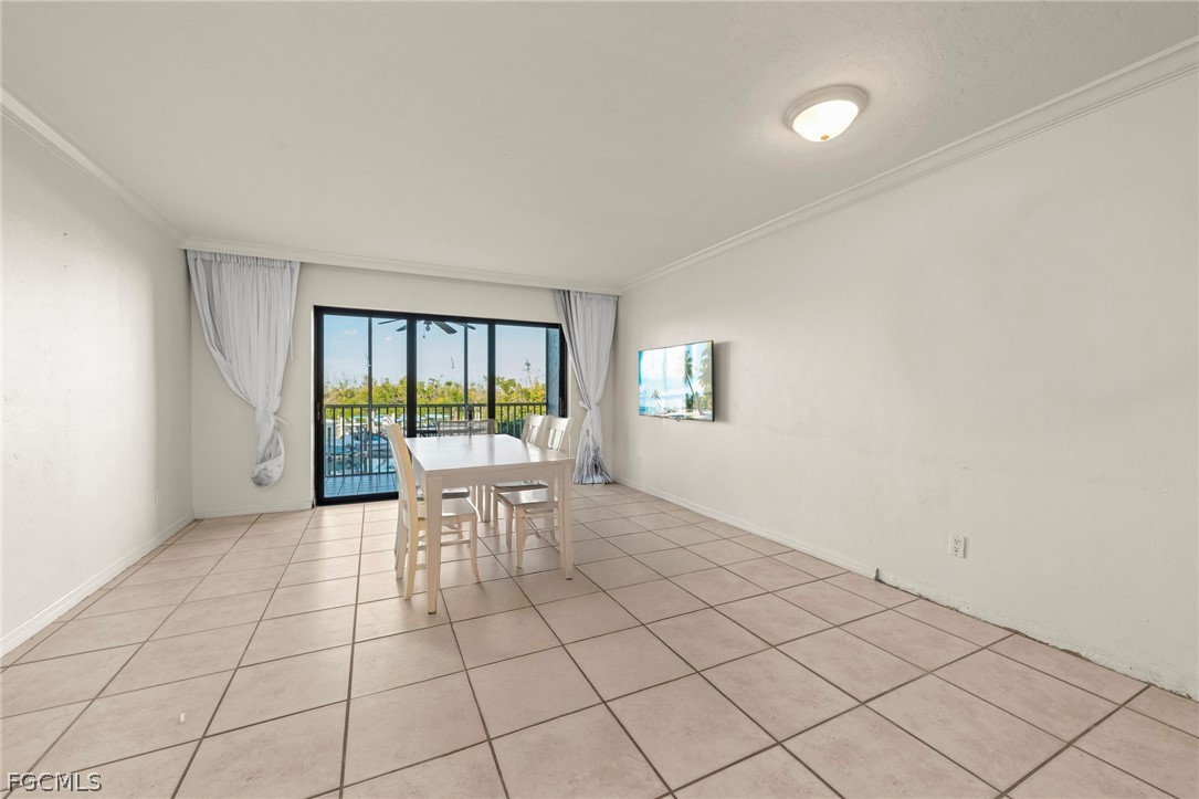 1 Bed Waterfront Home for Sale in Captiva, photo 11