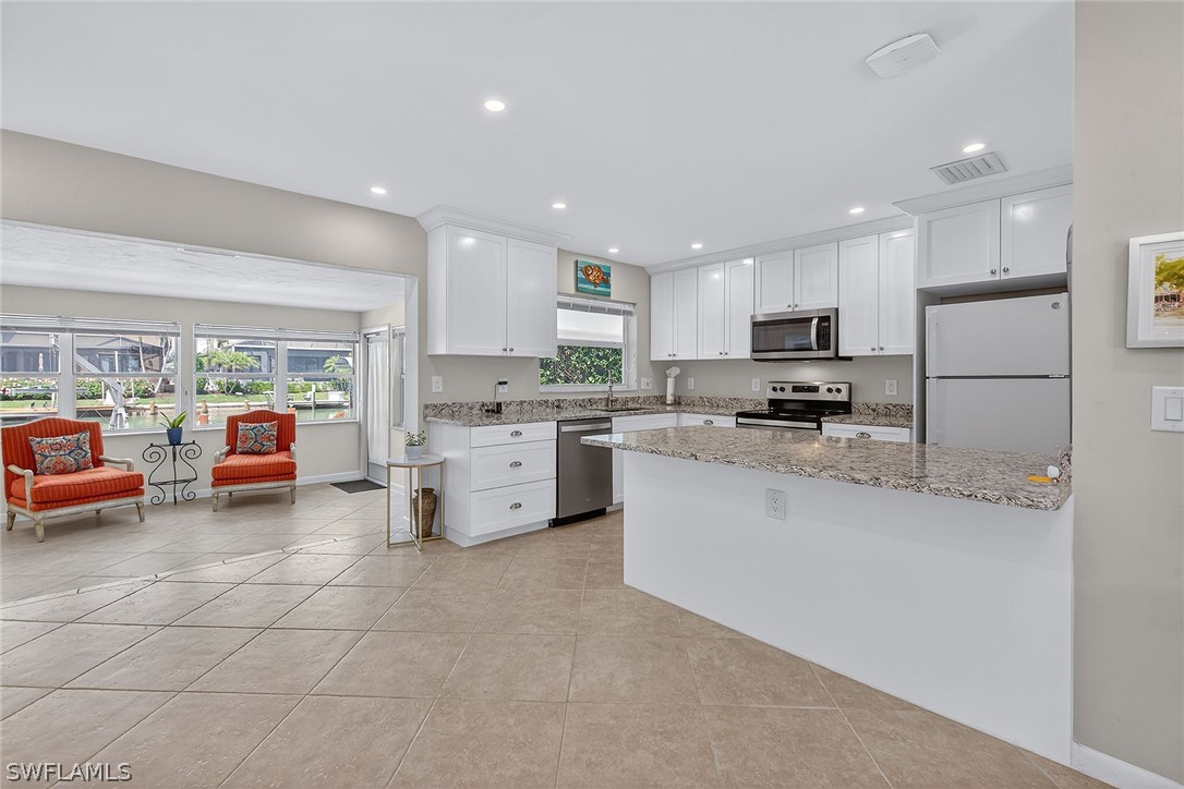 3 Bed Pool Home for Sale in Marco Island, photo 11