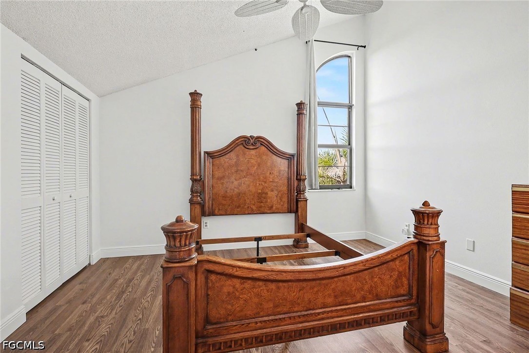 2 Bed Pool Home for Sale in Fort Myers, photo 11