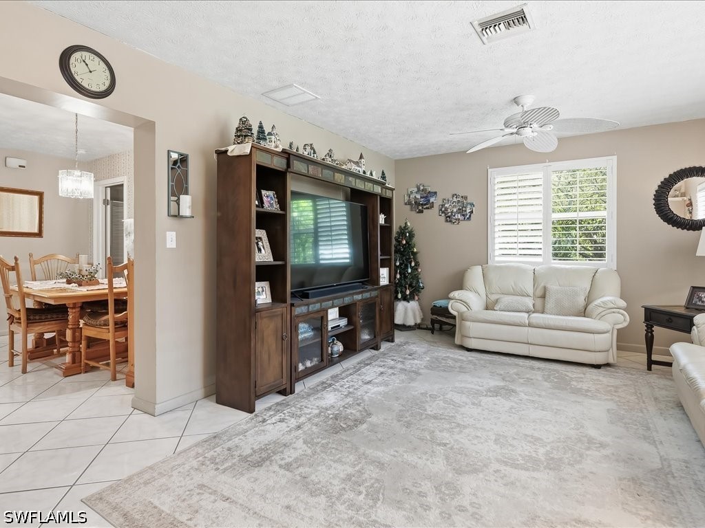 3 Bed Pool Home for Sale in Naples, photo 11