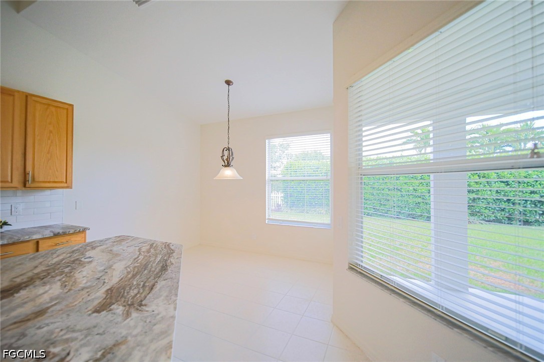 4 Bed SingleFamilyResidence for Sale in Danforth Lakes, photo 11
