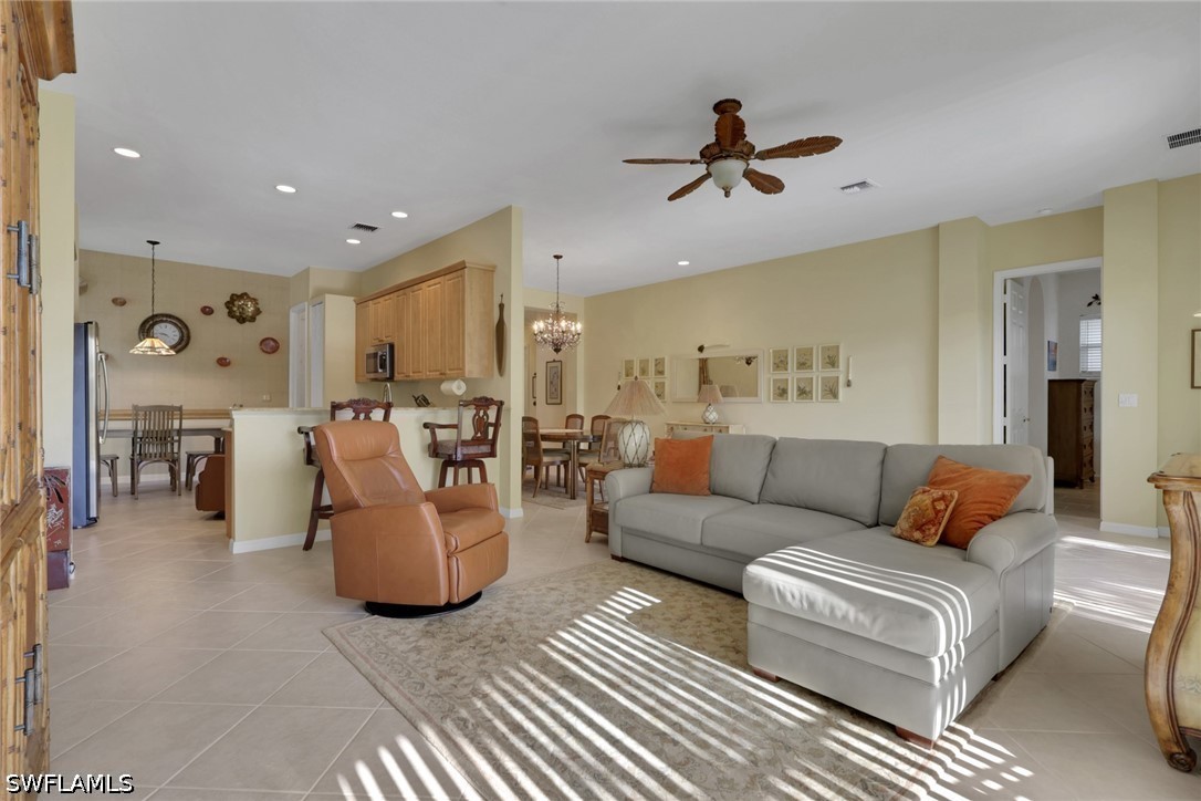 2 Bed SingleFamilyResidence for Sale in Estero, photo 11