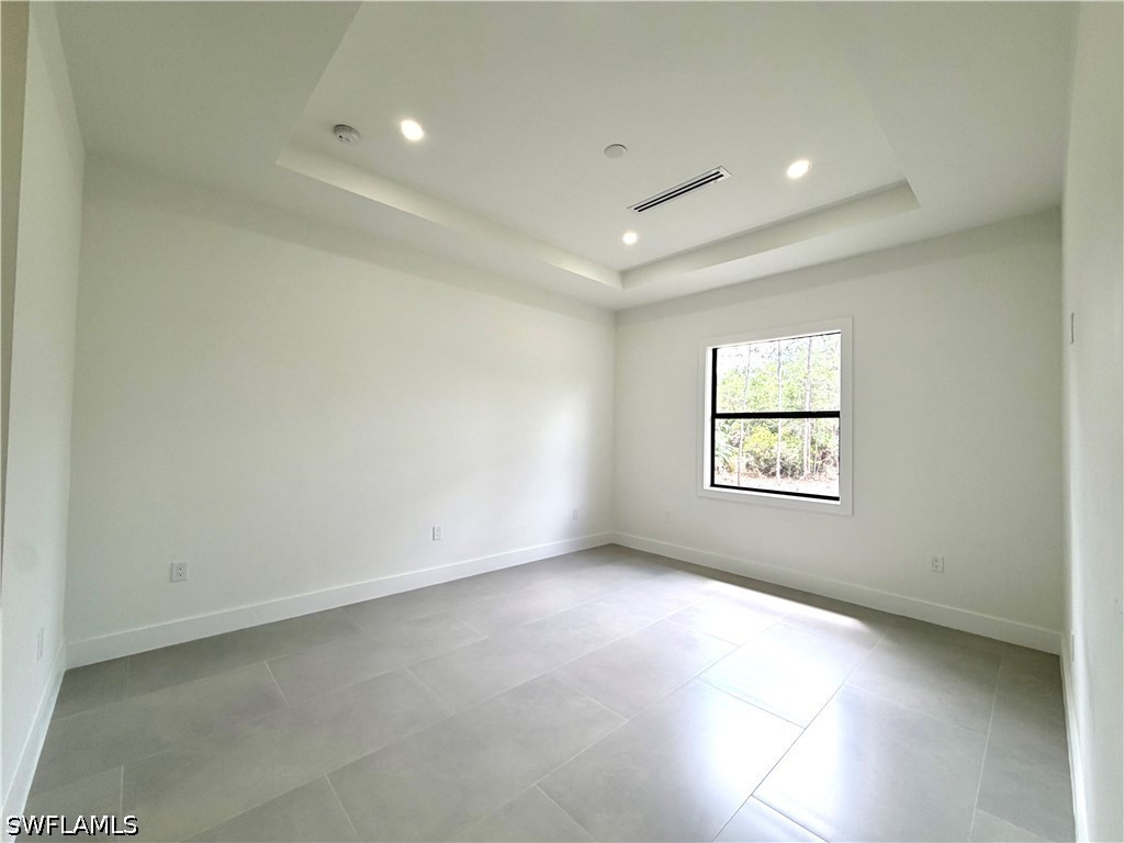 4 Bed SingleFamilyResidence for Sale in Naples, photo 11