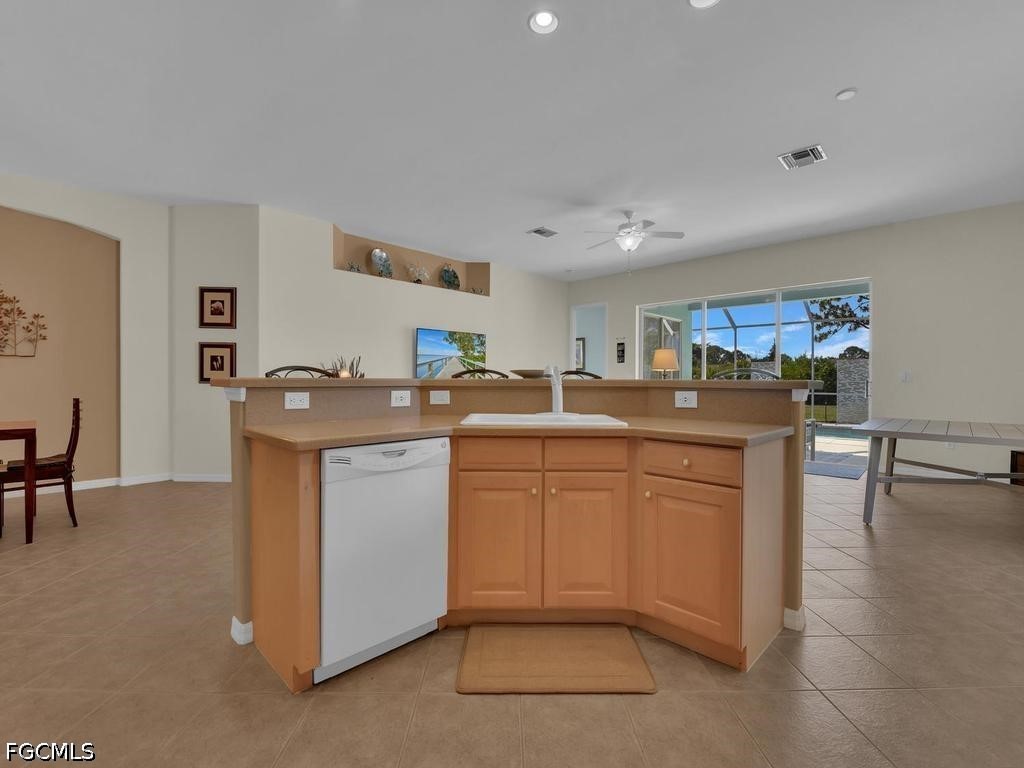 4 Bed Pool Home for Sale in Westminster, photo 11