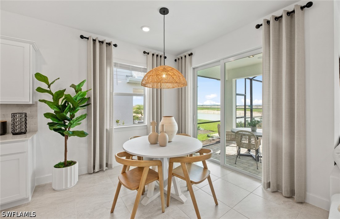 4 Bed SingleFamilyResidence for Sale in Whispering Lakes, photo 11