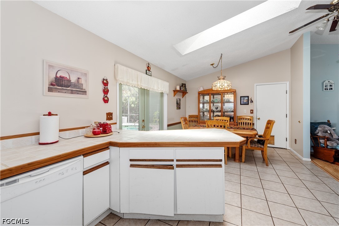 2 Bed Pool Home for Sale in Cape Coral, photo 11