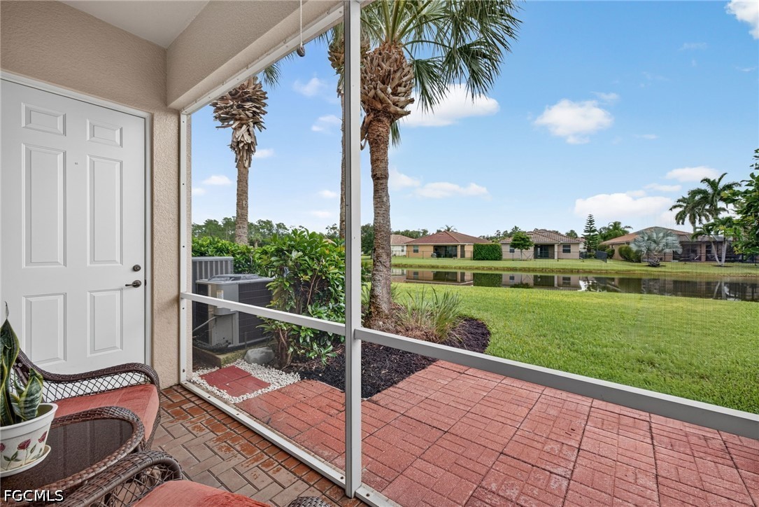 3 Bed Waterfront Home for Sale in Bella Vida, photo 11