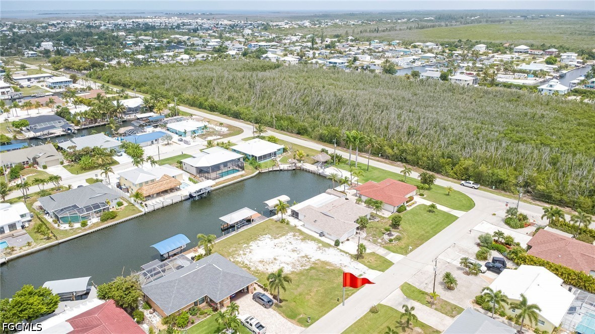 Waterfront Home for Sale in St James City, photo 11