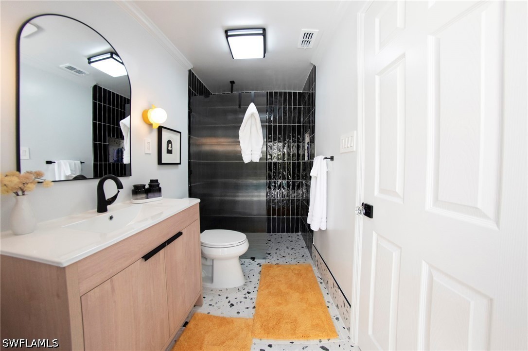 3 Bed Pool Home for Sale in Willoughby Acres, photo 11