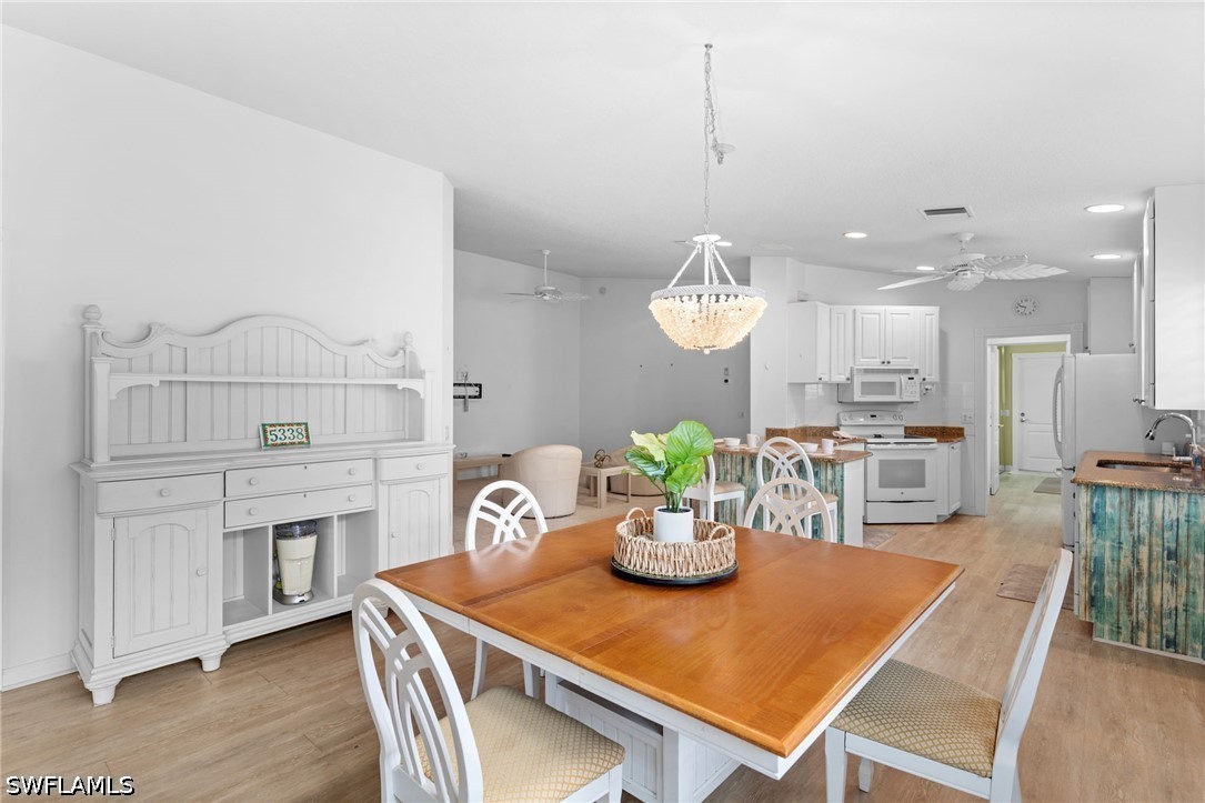 2 Bed Waterfront Home for Sale in Island Walk, photo 11