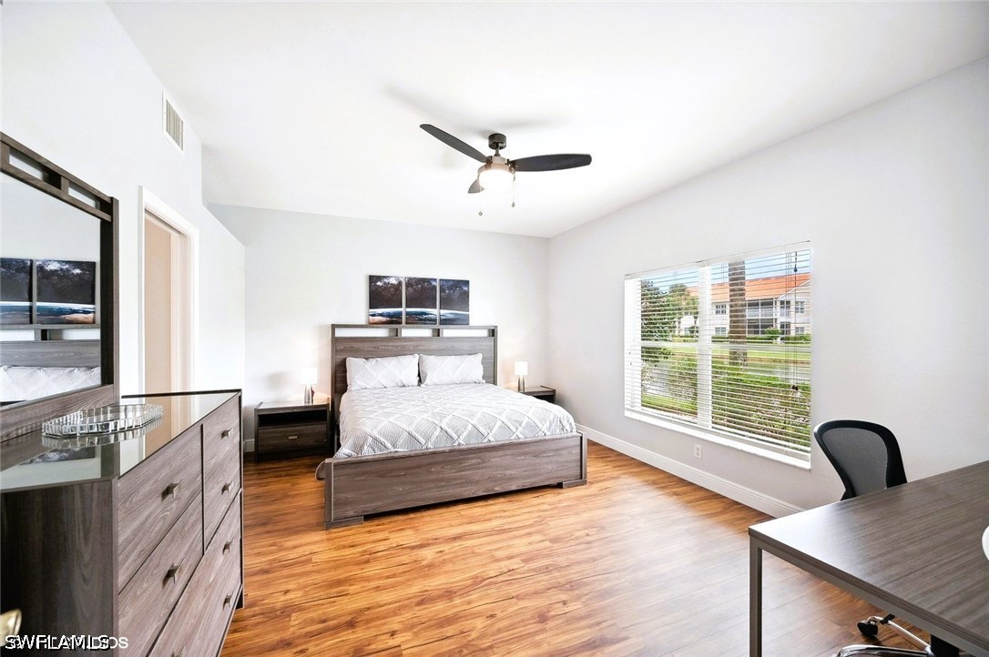 2 Bed Waterfront Home for Sale in Naples, photo 11