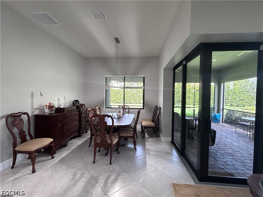 3 Bed Waterfront Home for Sale in Avalon Park, photo 11