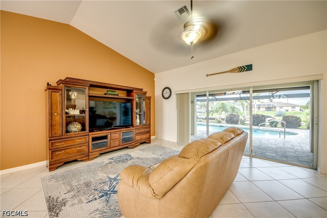 3 Bed Pool Home for Sale in Cape Coral, photo 11