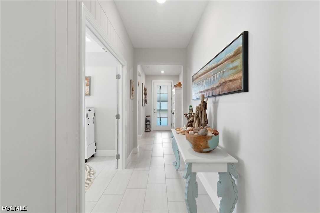 2 Bed SingleFamilyResidence for Sale in North Fort Myers, photo 11