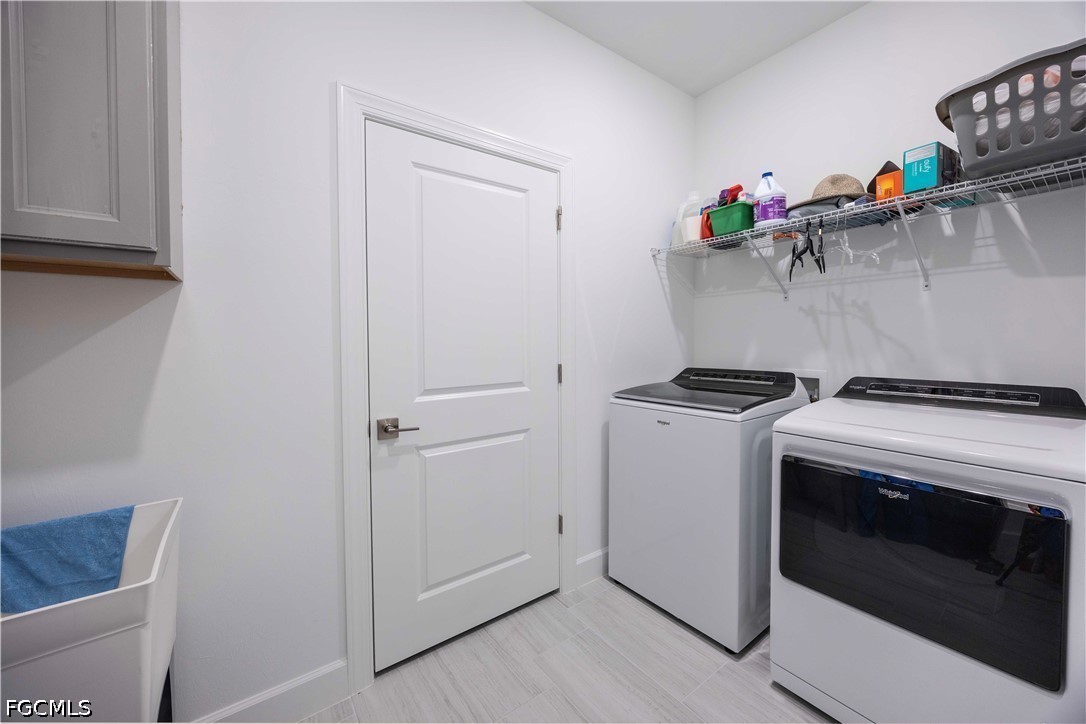 3 Bed SingleFamilyResidence for Sale in Bonita Del Sol, photo 11