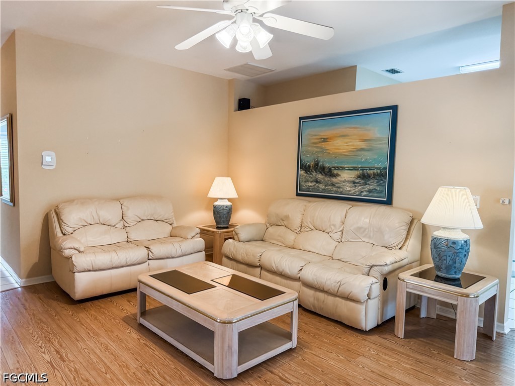 2 Bed SingleFamilyResidence for Sale in Estero, photo 11
