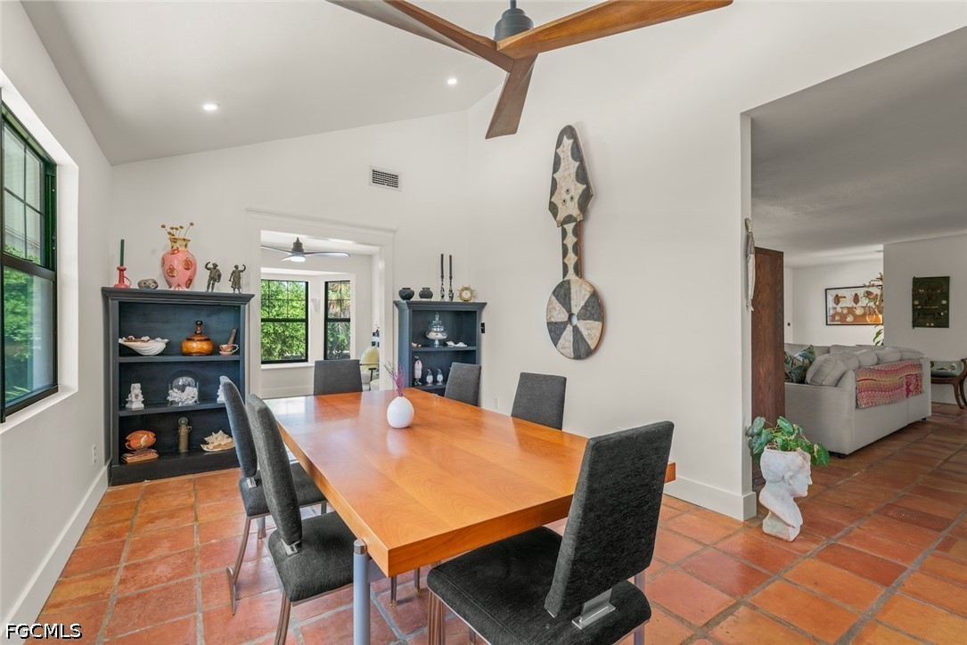 3 Bed Pool Home for Sale in Dinkins Bayou, photo 11