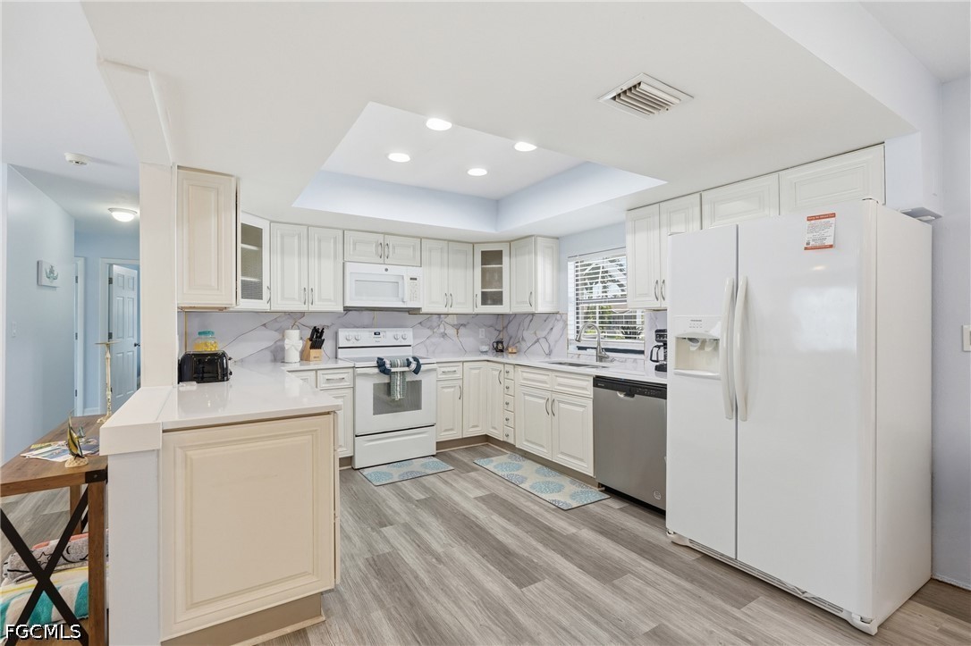 4 Bed Pool Home for Sale in Cape Coral, photo 11
