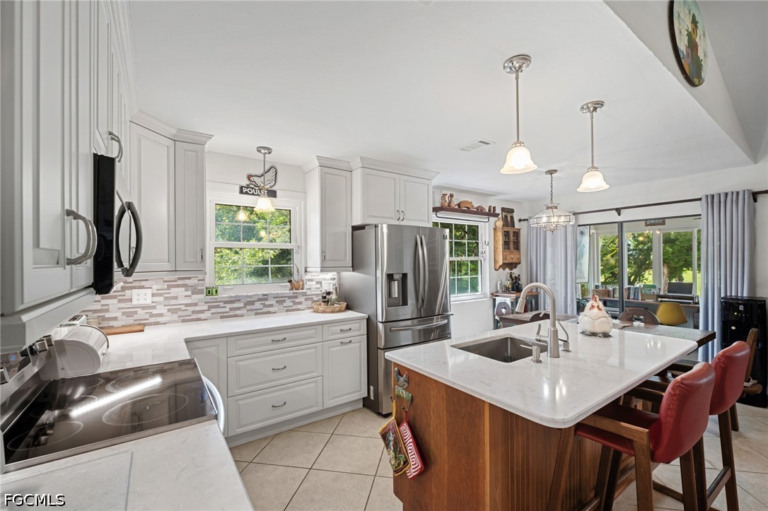 2 Bed SingleFamilyResidence for Sale in St James City, photo 11