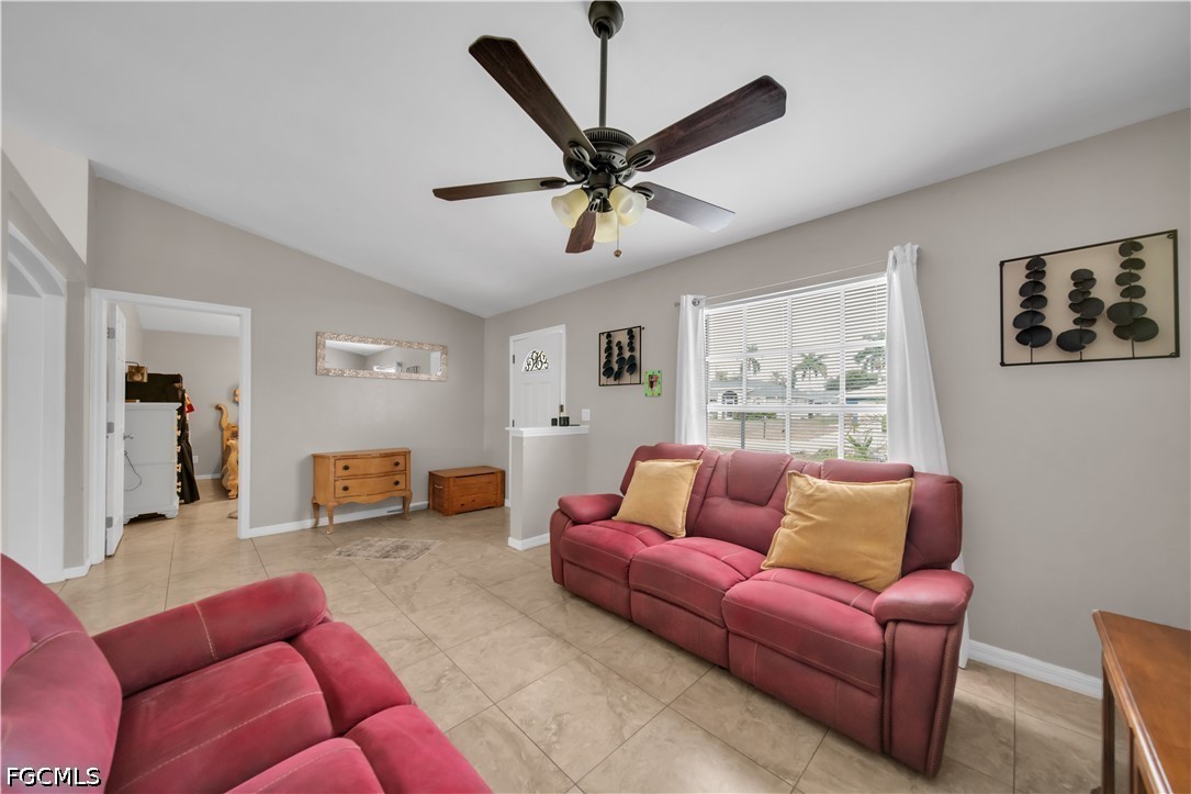 3 Bed Pool Home for Sale in Cape Coral, photo 11