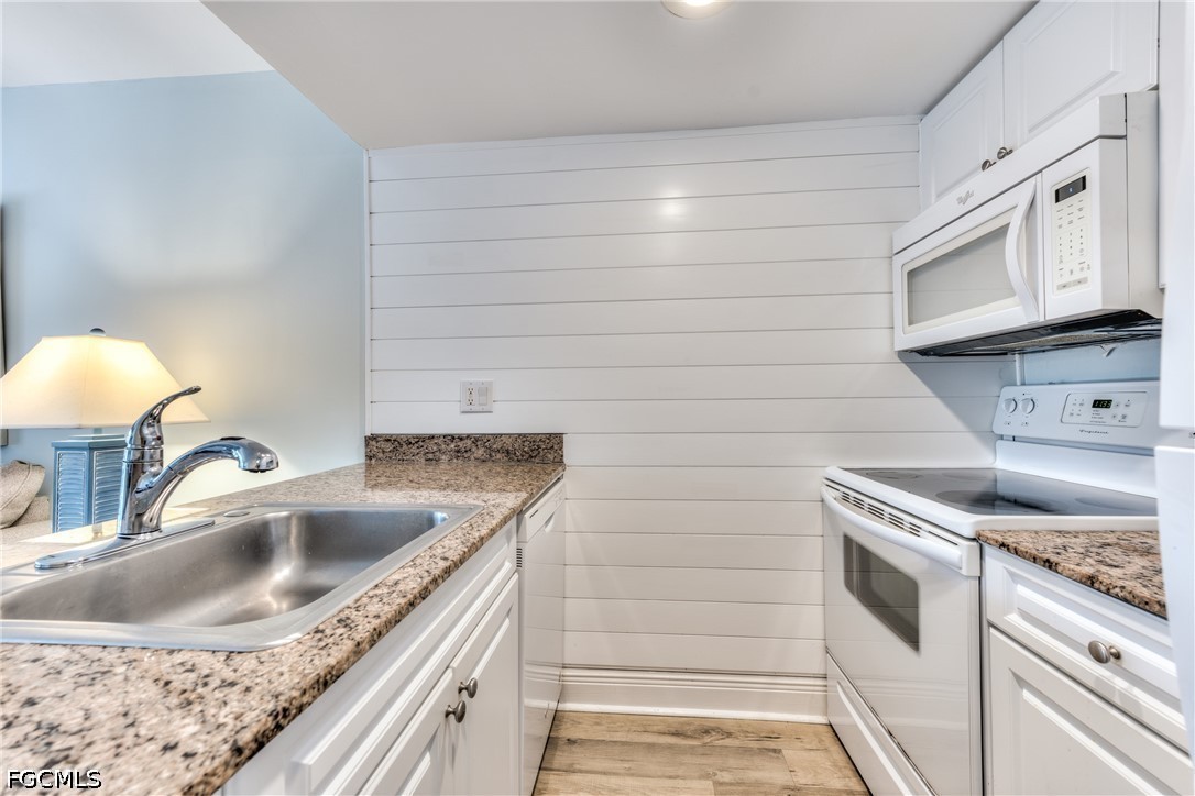 1 Bed Condominium for Sale in Tennis Villas, photo 11