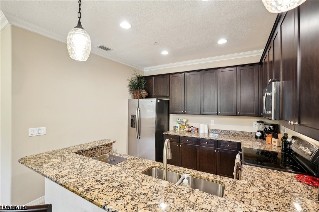 2 Bed Condominium for Sale in Ole, photo 11