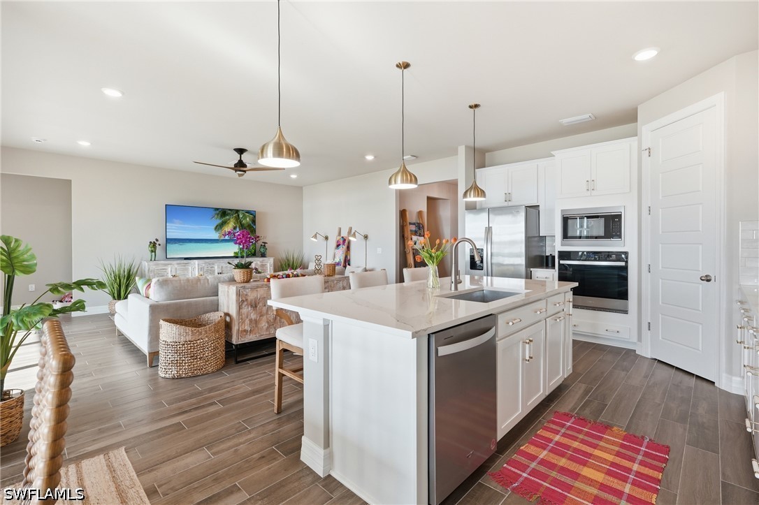 4 Bed Waterfront Home for Sale in Punta Gorda, photo 11
